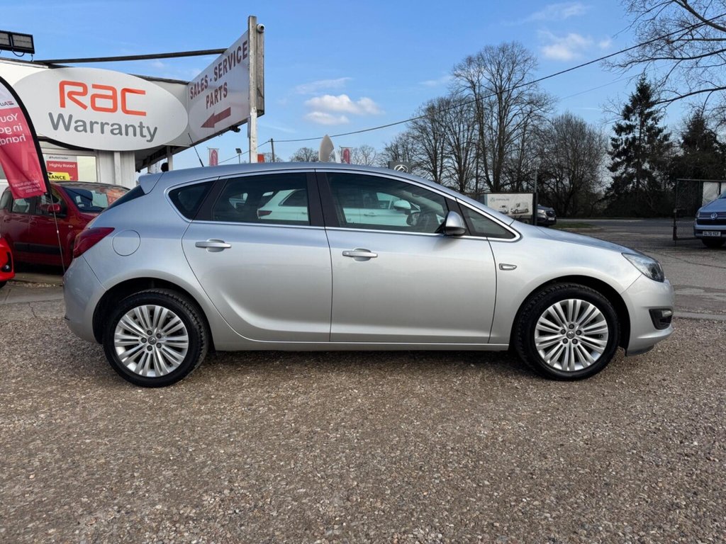 Used Vauxhall Astra 2015 for sale - 77734810: Photo 5
