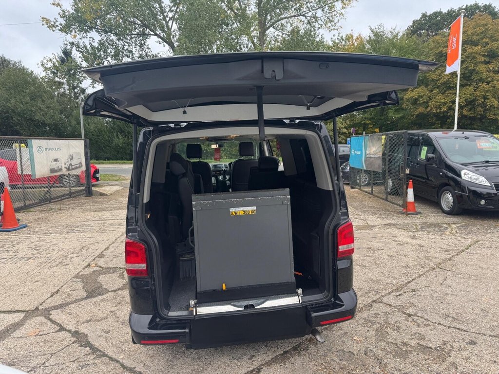 Used Volkswagen Caravelle 2015 for sale - 76285343: Photo 40