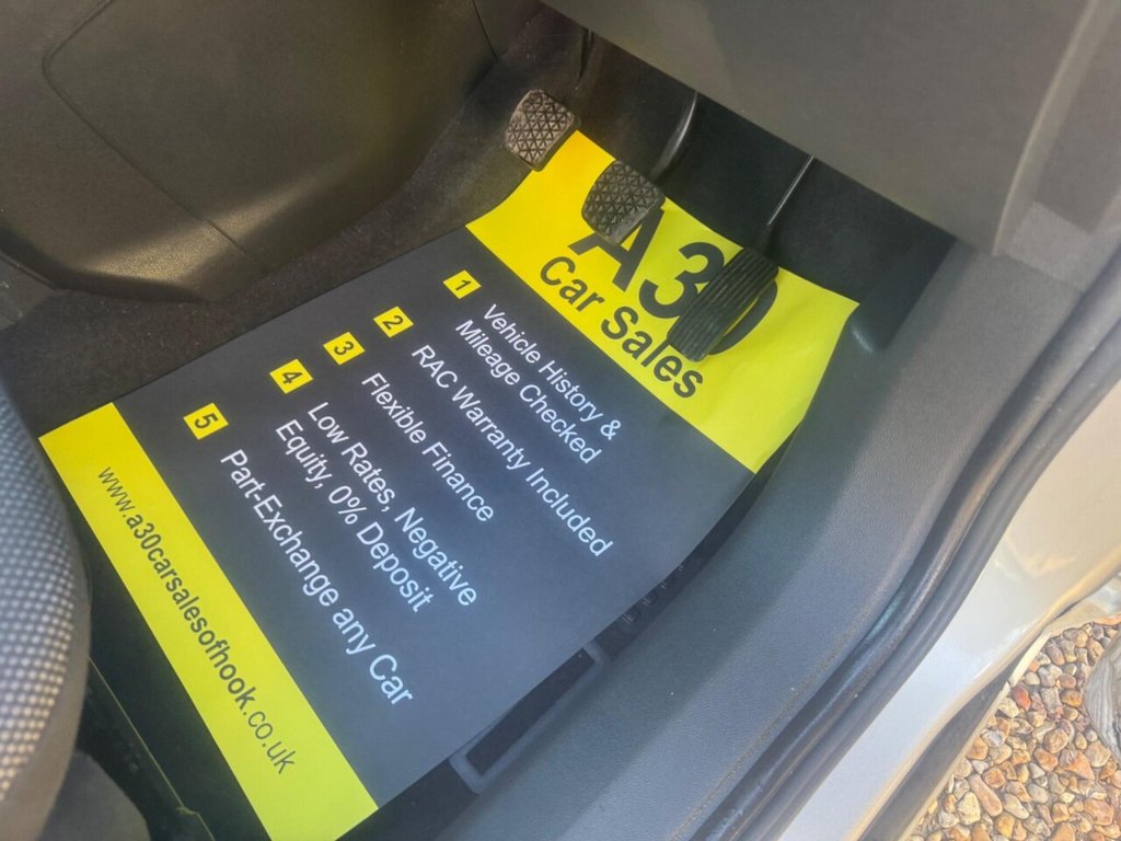 Used Vauxhall Zafira 2013 for sale - 76655365: Photo 33