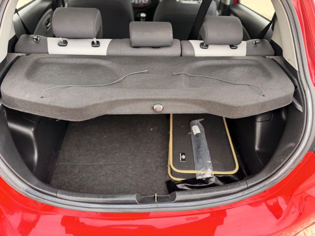 Used Toyota Yaris 2017 for sale - 78044753: Photo 35