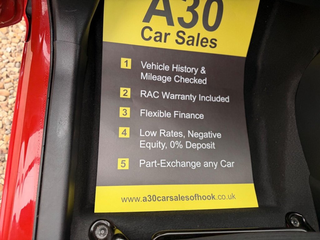 Used Toyota Yaris 2017 for sale - 78044753: Photo 40