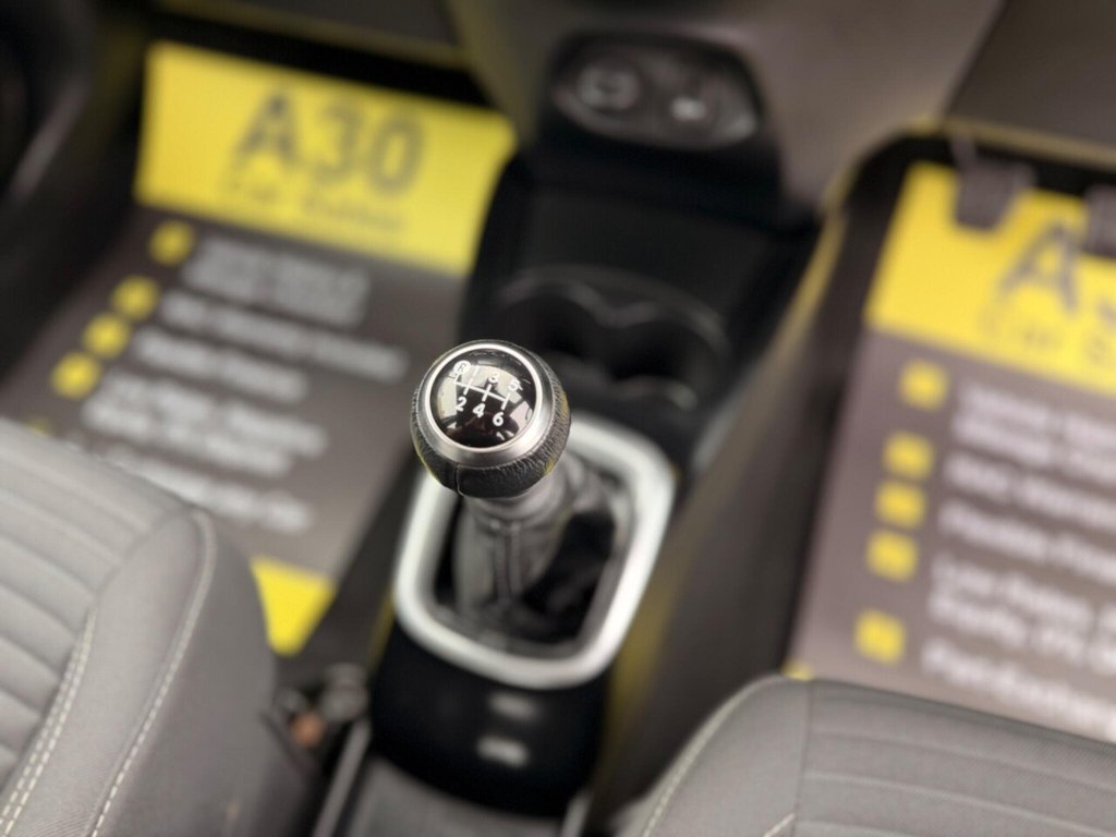 Used Toyota Yaris 2017 for sale - 78044753: Photo 45