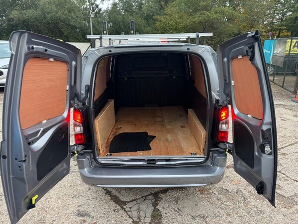 Used Vauxhall Combo 2021 for sale - 76291839: Photo 36