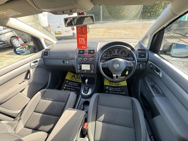 Used Volkswagen Touran 2015 for sale - 76285336: Photo 27