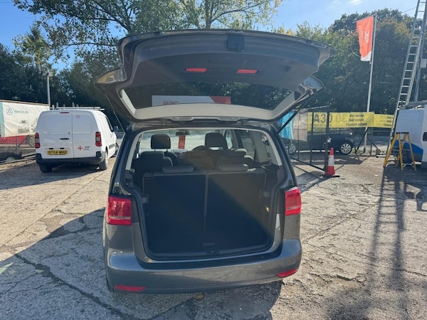 Used Volkswagen Touran 2015 for sale - 76285336: Photo 34