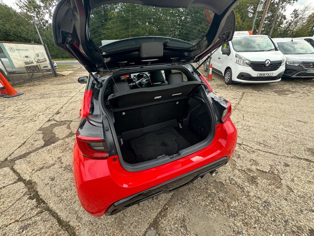 Used Toyota Yaris 2021 for sale - 76285329: Photo 35