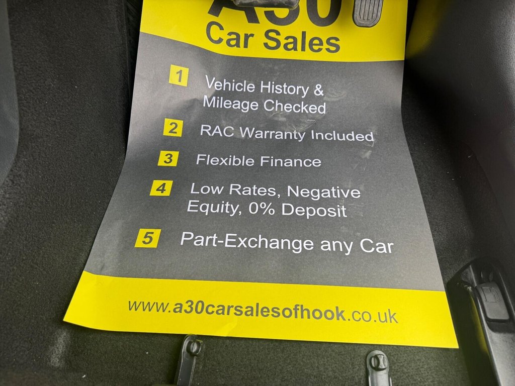 Used Toyota Yaris 2021 for sale - 76285329: Photo 42