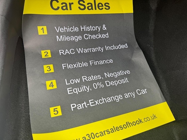 Used Toyota Yaris 2021 for sale - 76285329: Photo 43