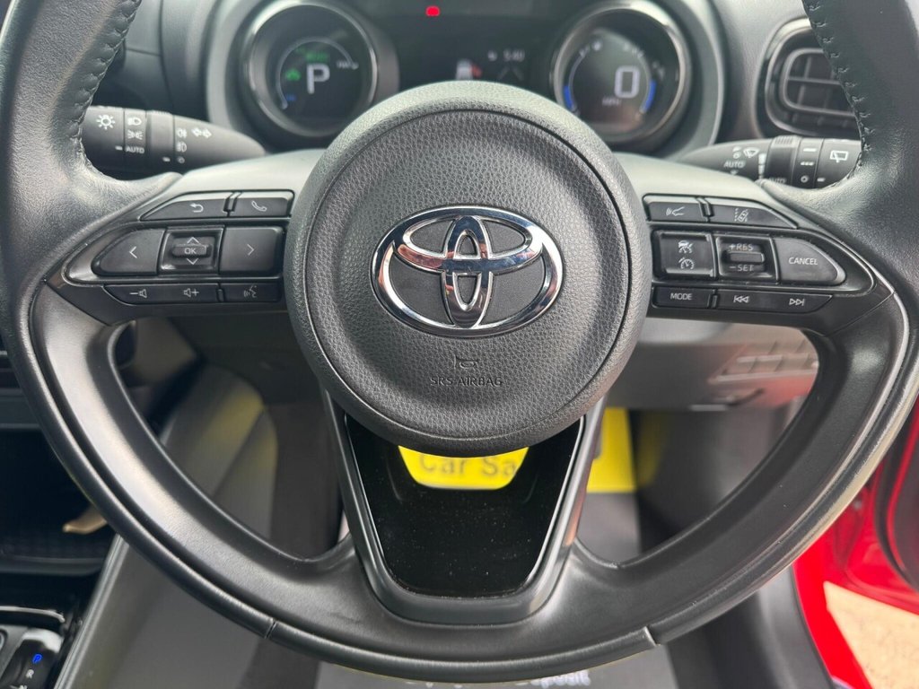 Used Toyota Yaris 2021 for sale - 76285329: Photo 48