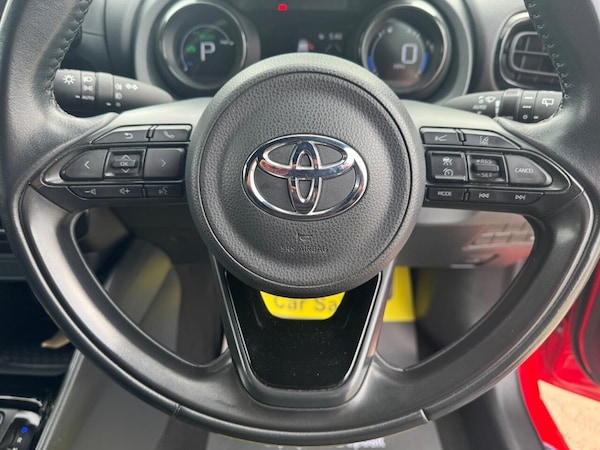 Used Toyota Yaris 2021 for sale - 76285329: Photo 48