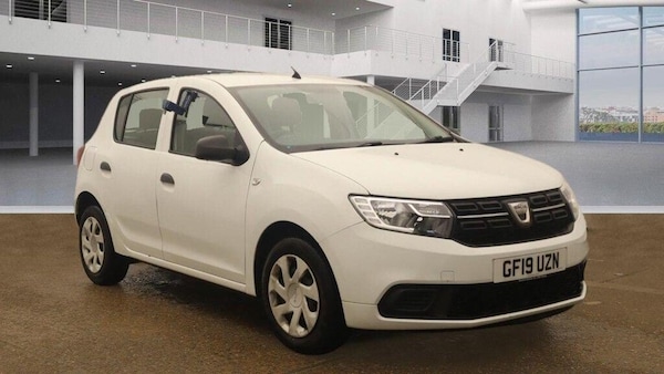 Used Dacia Sandero 2019 for sale - 76285263: Photo 1