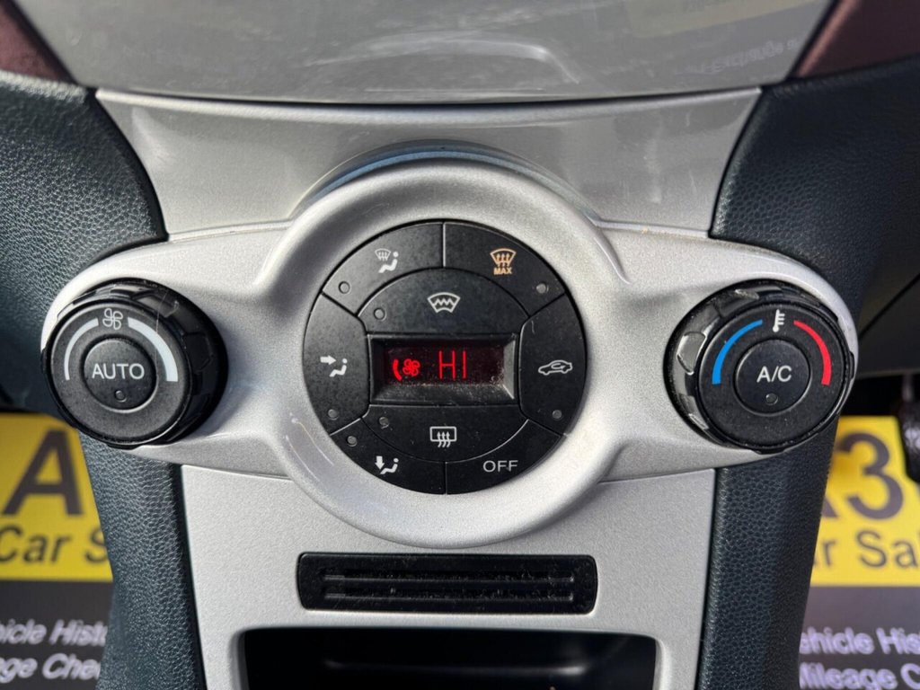 Used Ford Fiesta 2010 for sale - 77384600: Photo 32