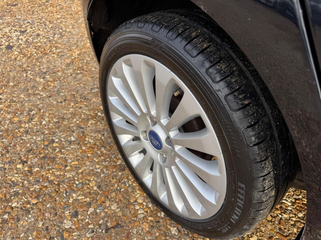 Used Ford Fiesta 2010 for sale - 77384600: Photo 9