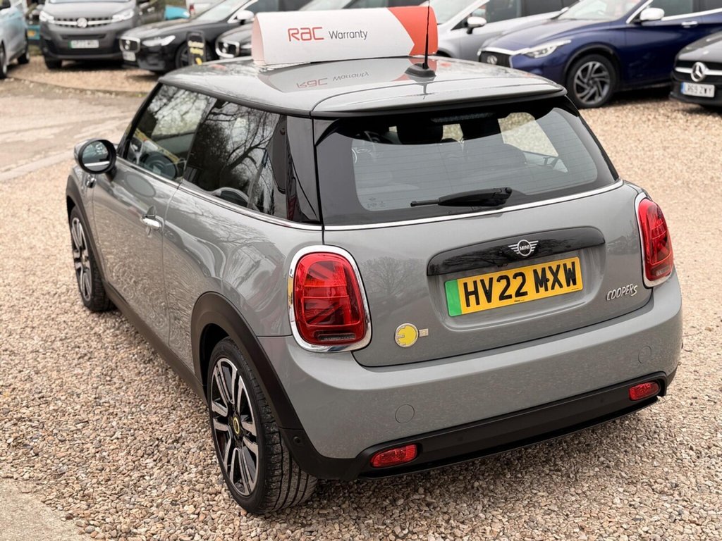 Used MINI Hatch 2022 for sale - 77780774: Photo 13
