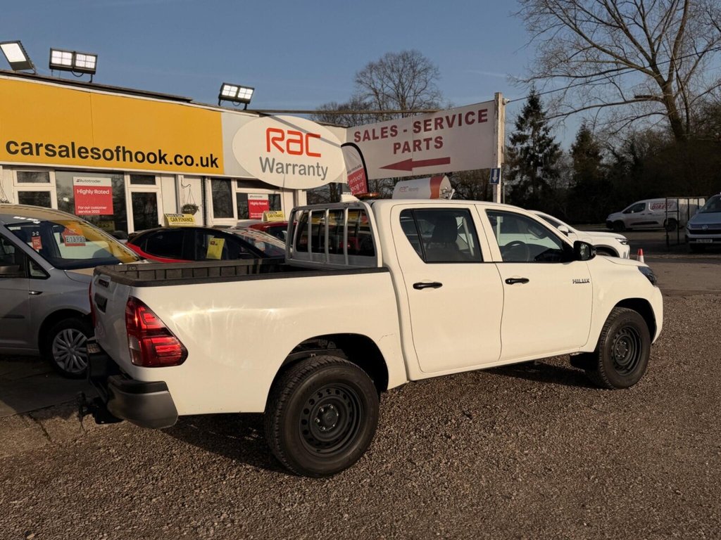 Used Toyota Hilux 2022 for sale - 77667563: Photo 12