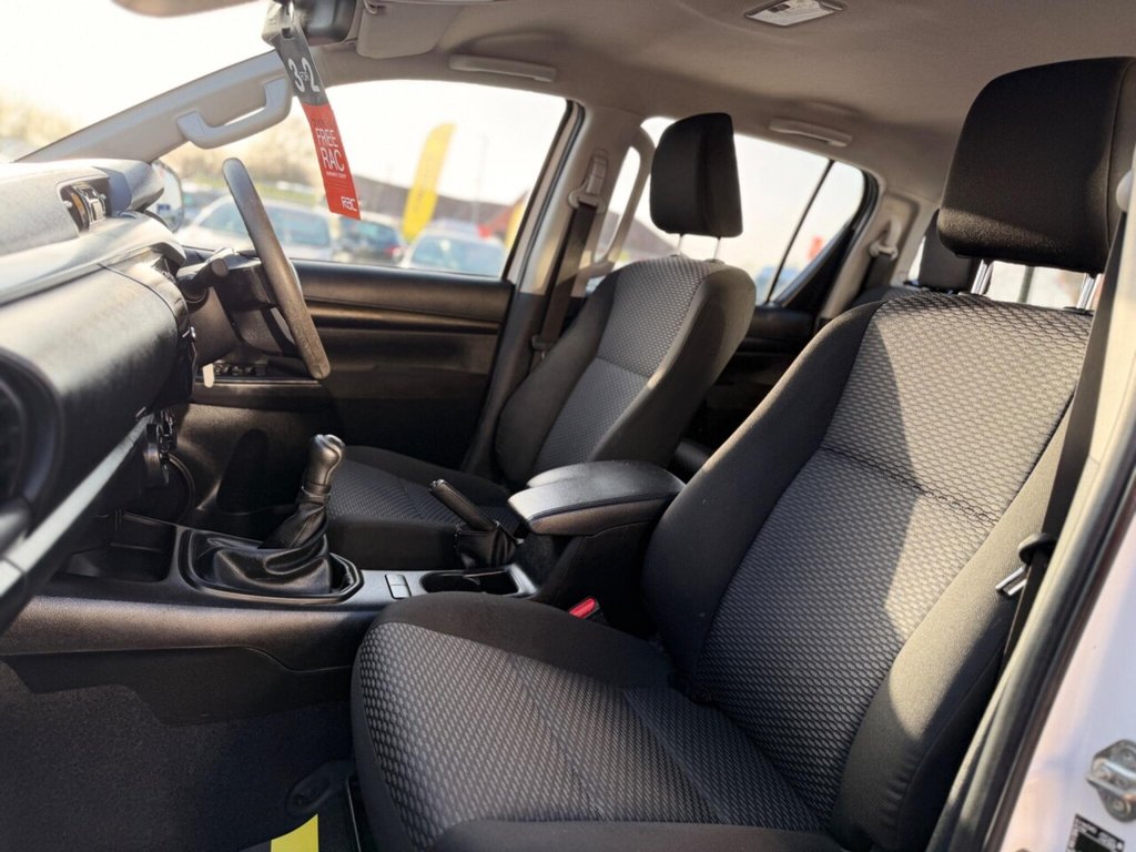 Used Toyota Hilux 2022 for sale - 77667563: Photo 41