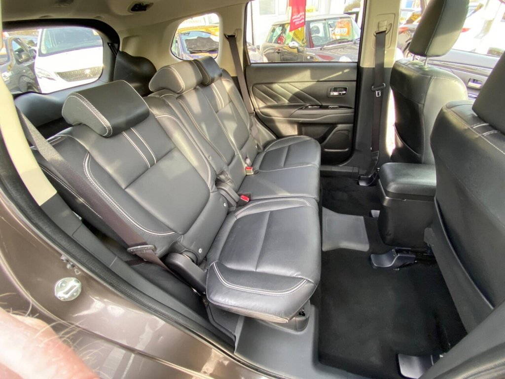 Used Mitsubishi Outlander 2018 for sale - 77122177: Photo 16