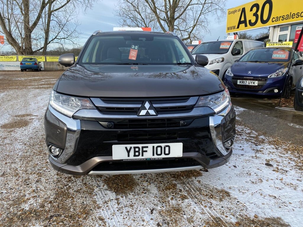 Used Mitsubishi Outlander 2018 for sale - 77122177: Photo 2