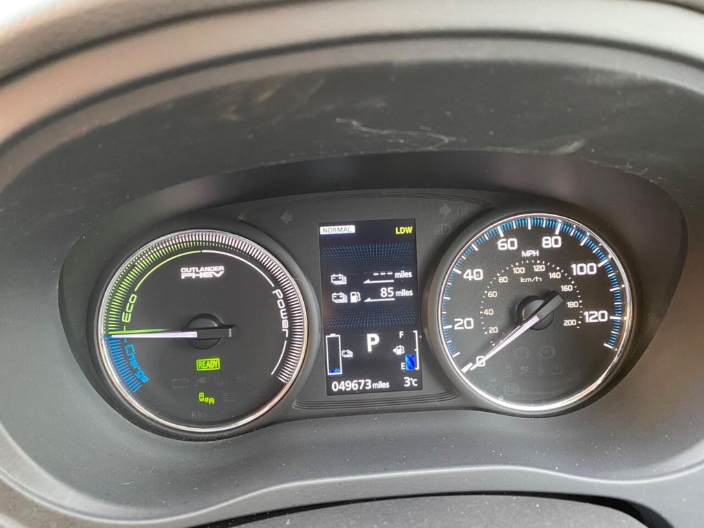 Used Mitsubishi Outlander 2018 for sale - 77122177: Photo 25