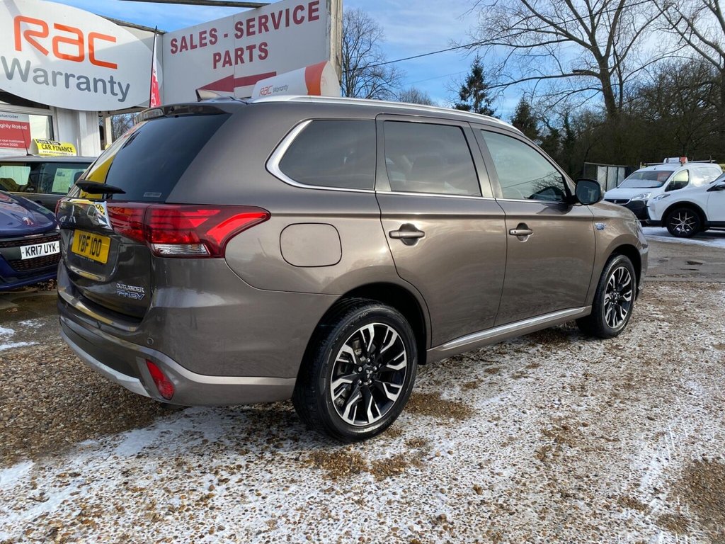 Used Mitsubishi Outlander 2018 for sale - 77122177: Photo 5