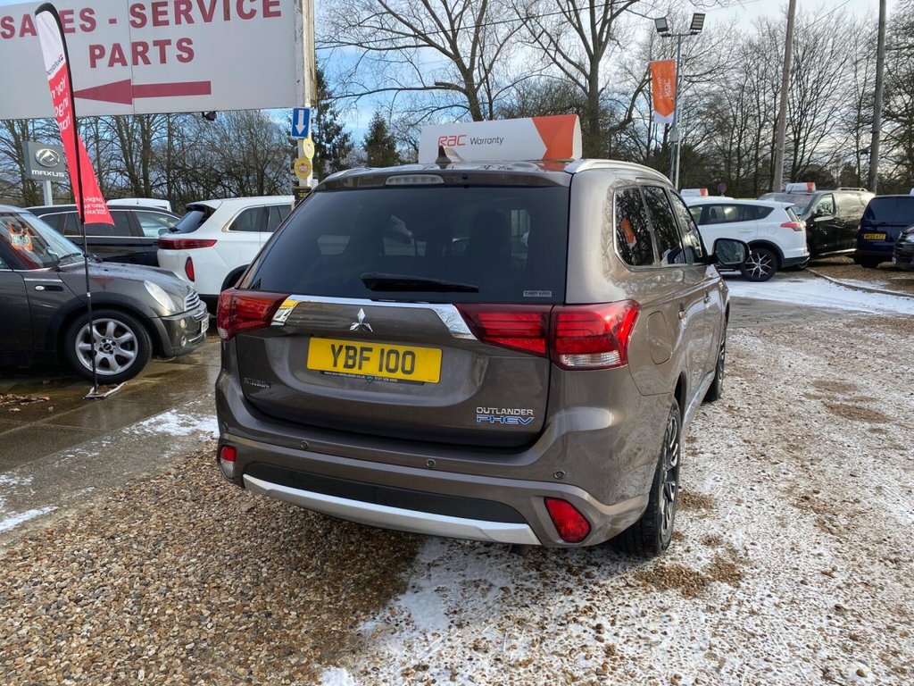 Used Mitsubishi Outlander 2018 for sale - 77122177: Photo 6