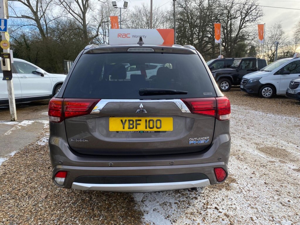 Used Mitsubishi Outlander 2018 for sale - 77122177: Photo 7
