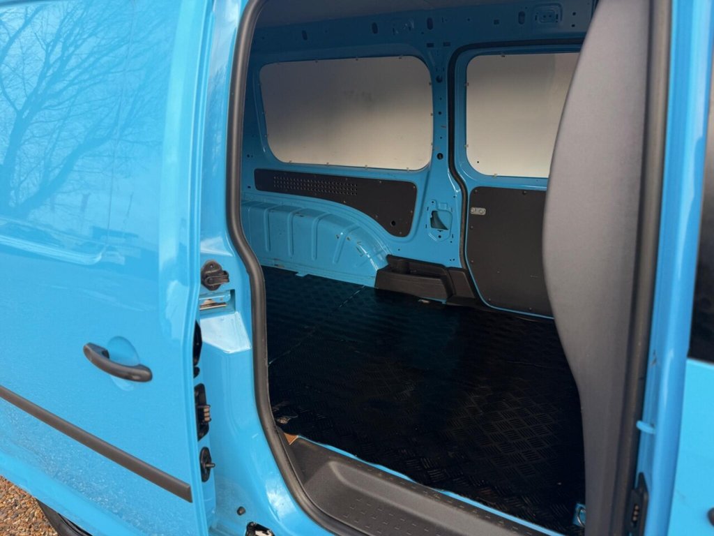 Used Volkswagen Caddy 2015 for sale - 77384273: Photo 26