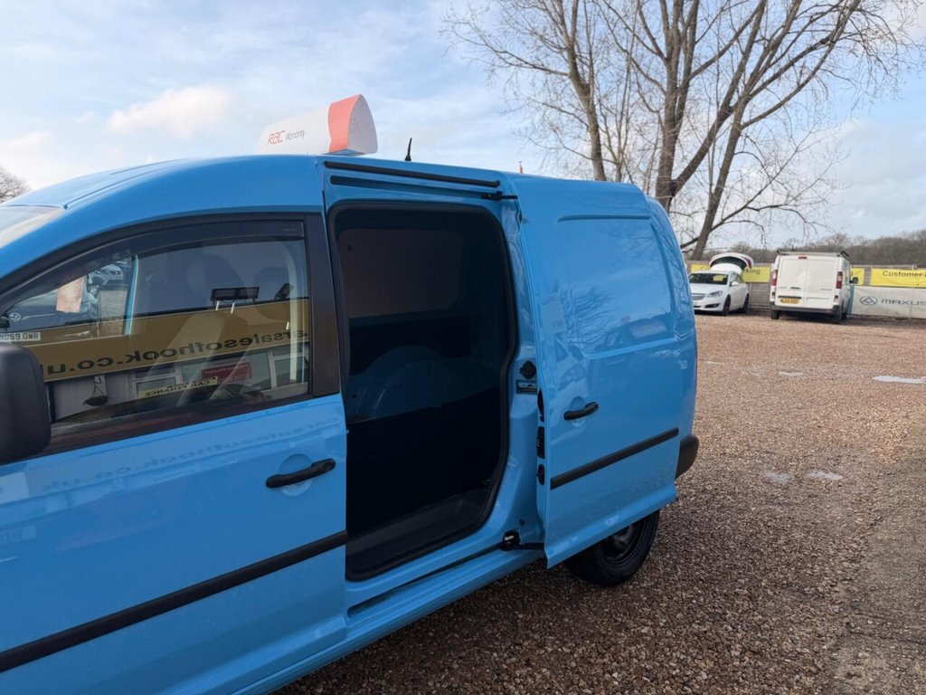 Used Volkswagen Caddy 2015 for sale - 77384273: Photo 37