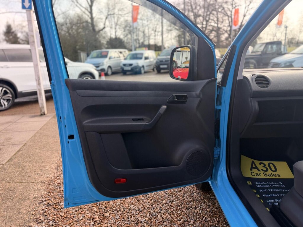 Used Volkswagen Caddy 2015 for sale - 77384273: Photo 41