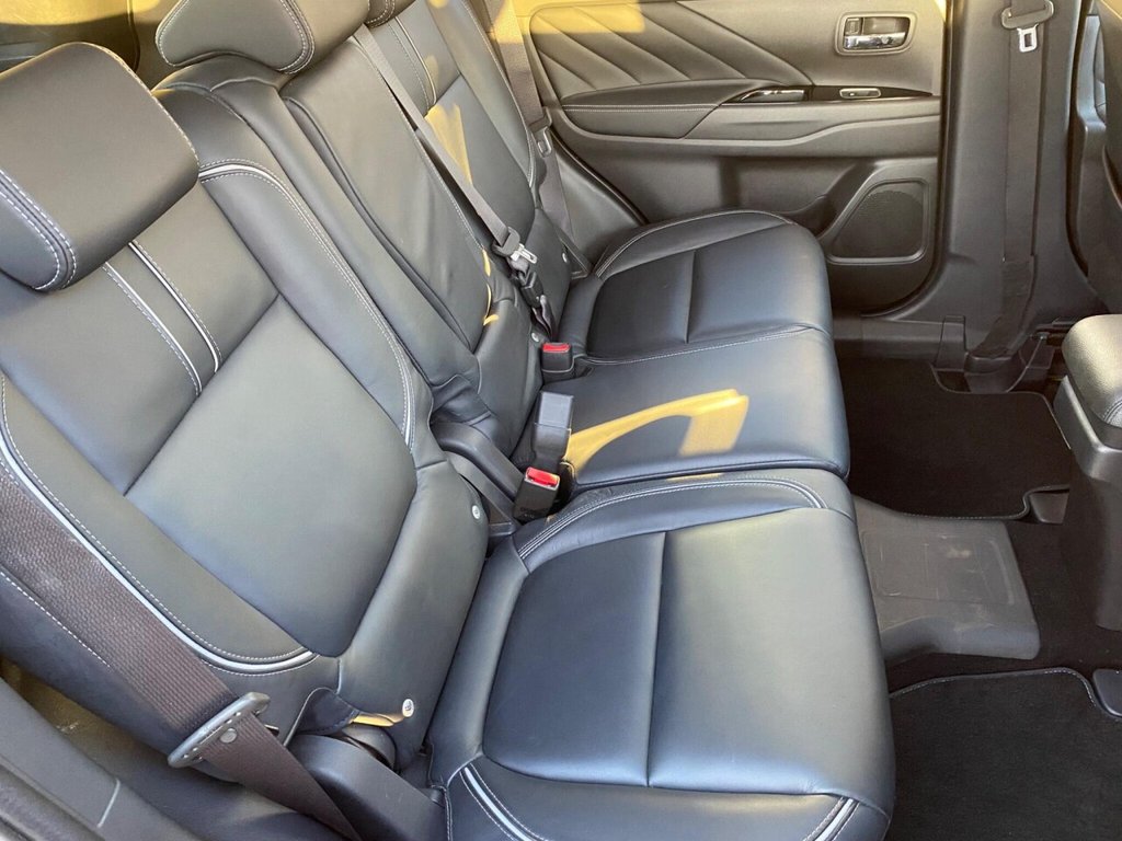 Used Mitsubishi Outlander 2015 for sale - 76520554: Photo 16