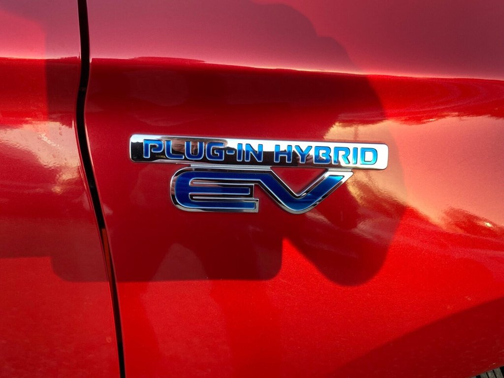 Used Mitsubishi Outlander 2015 for sale - 76520554: Photo 37