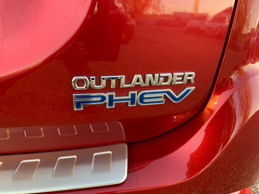 Used Mitsubishi Outlander 2015 for sale - 76520554: Photo 39