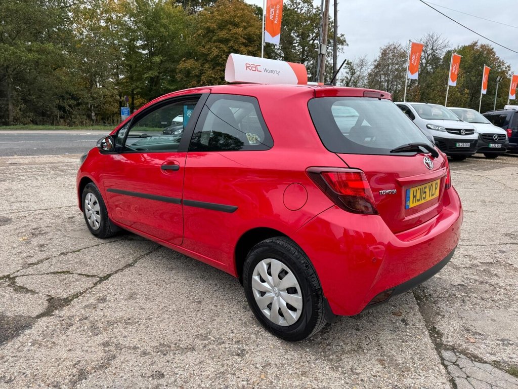 Used Toyota Yaris 2015 for sale - 76304221: Photo 16