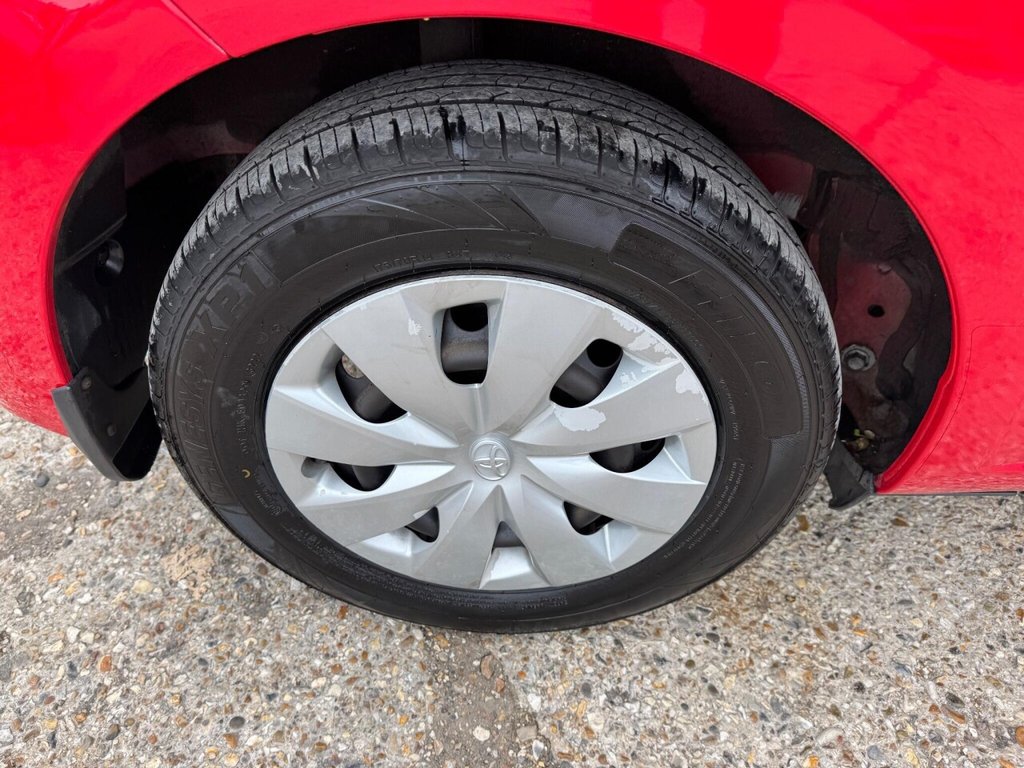 Used Toyota Yaris 2015 for sale - 76304221: Photo 25