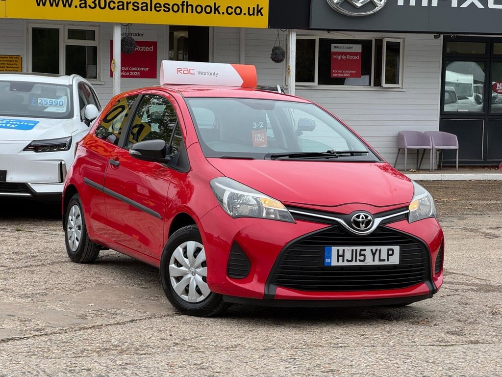 Used Toyota Yaris 2015 for sale - 76304221: Photo 3