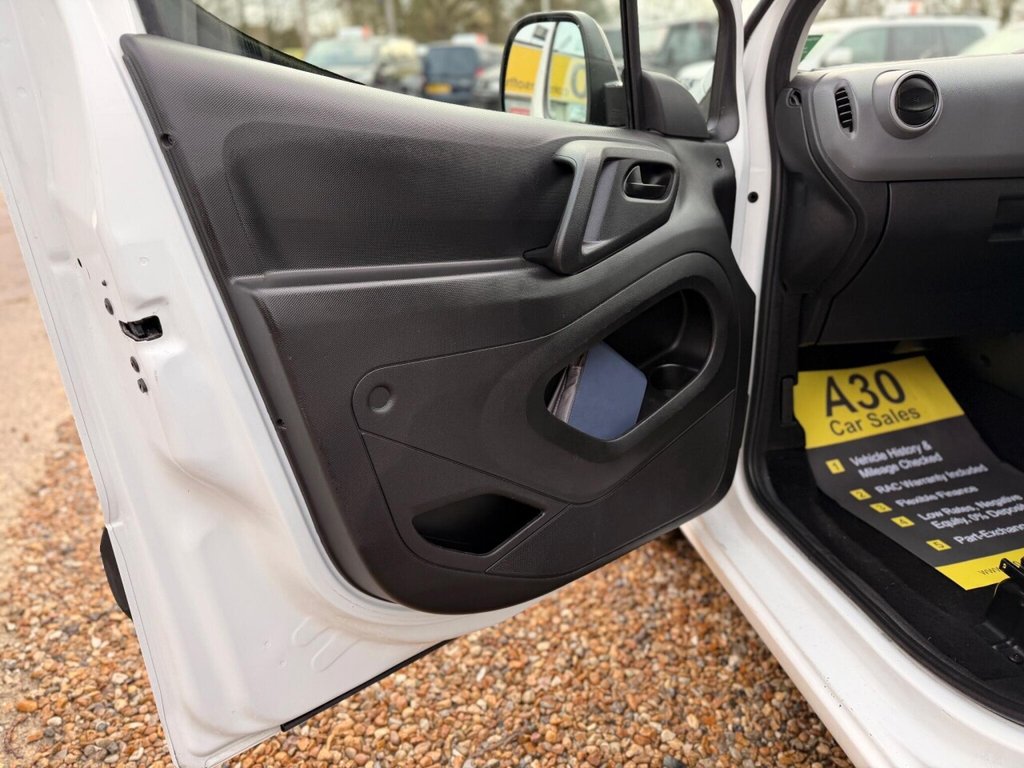 Used Peugeot Partner 2016 for sale - 76923559: Photo 36