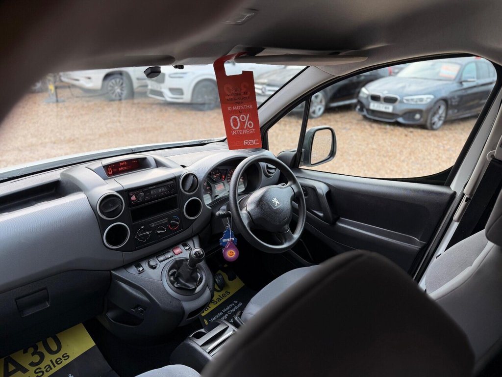 Used Peugeot Partner 2016 for sale - 76923559: Photo 37