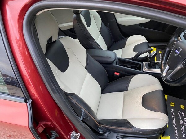 Used Volvo V40 2014 for sale - 76285342: Photo 13