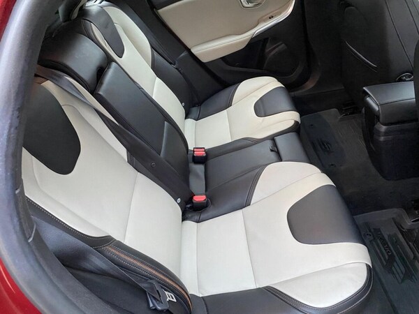 Used Volvo V40 2014 for sale - 76285342: Photo 14
