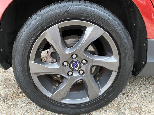 Used Volvo V40 2014 for sale - 76285342: Photo 33