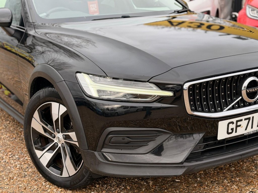 Used Volvo V60 2021 for sale - 77534607: Photo 11