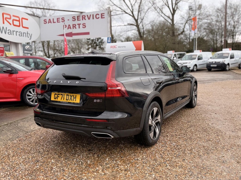 Used Volvo V60 2021 for sale - 77534607: Photo 16
