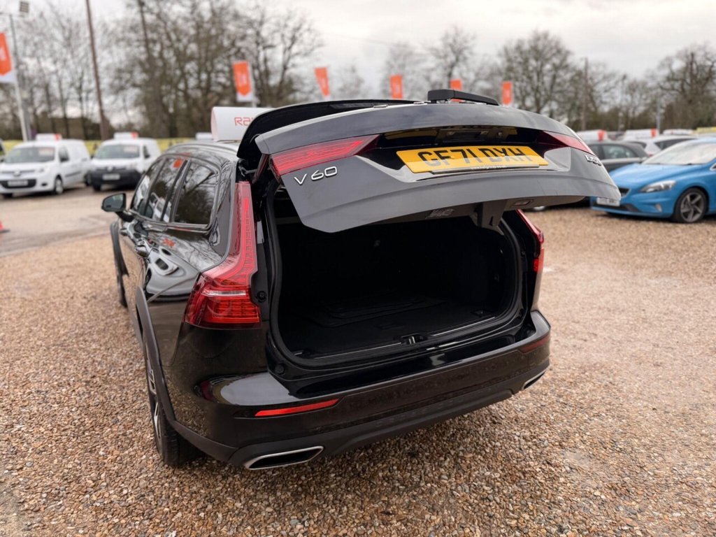 Used Volvo V60 2021 for sale - 77534607: Photo 26