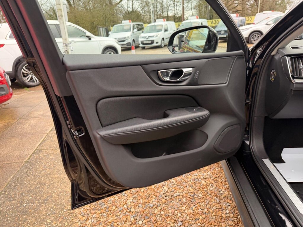 Used Volvo V60 2021 for sale - 77534607: Photo 40