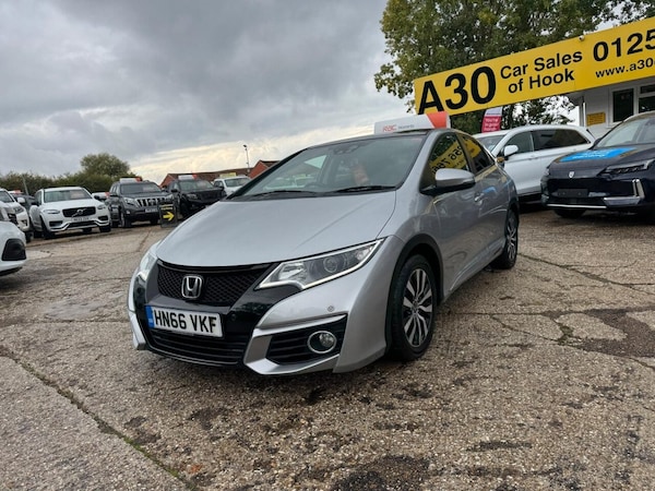 Used Honda Civic 2016 for sale - 76285331: Photo 16