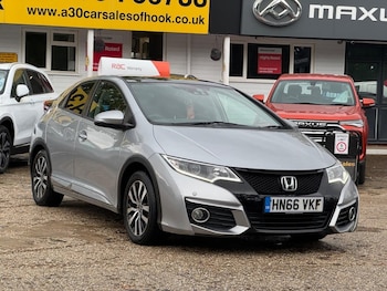 Used Honda Civic 2016 for sale - 76285331: Photo 3