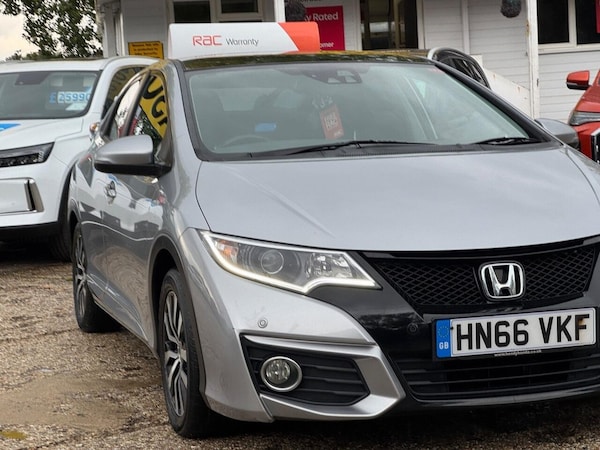Used Honda Civic 2016 for sale - 76285331: Photo 9