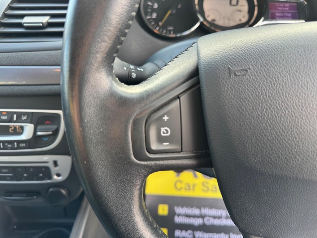 Used Renault Megane 2015 for sale - 77369951: Photo 32