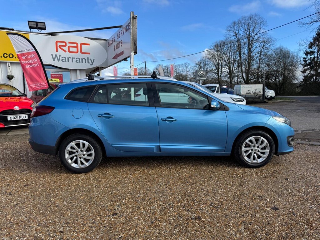 Used Renault Megane 2015 for sale - 77369951: Photo 5