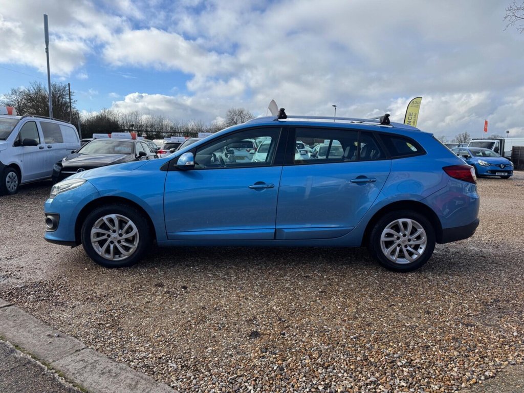 Used Renault Megane 2015 for sale - 77369951: Photo 6